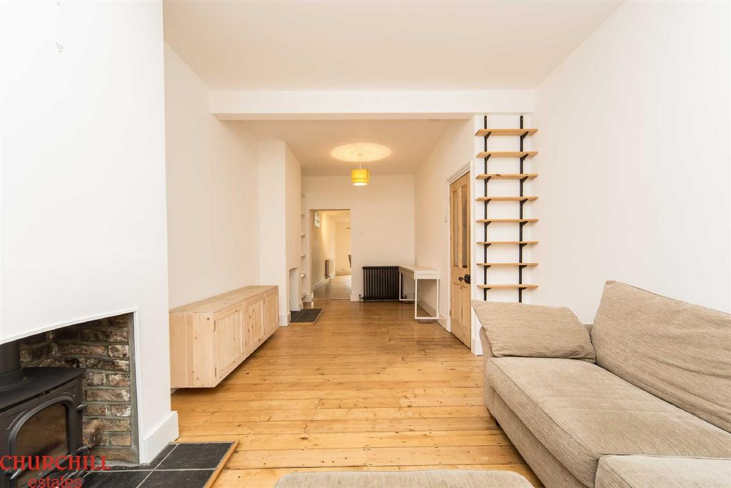 Property photo 2 of 24