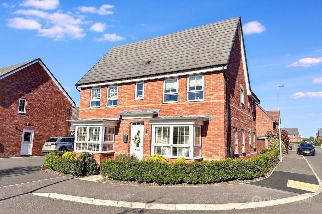 Property photo 1 of 27 4418701