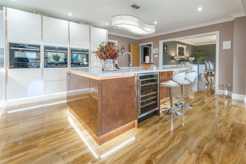 Property photo 2 of 34 Parry_12Dunstanslane_Stmellion-7.Jpg