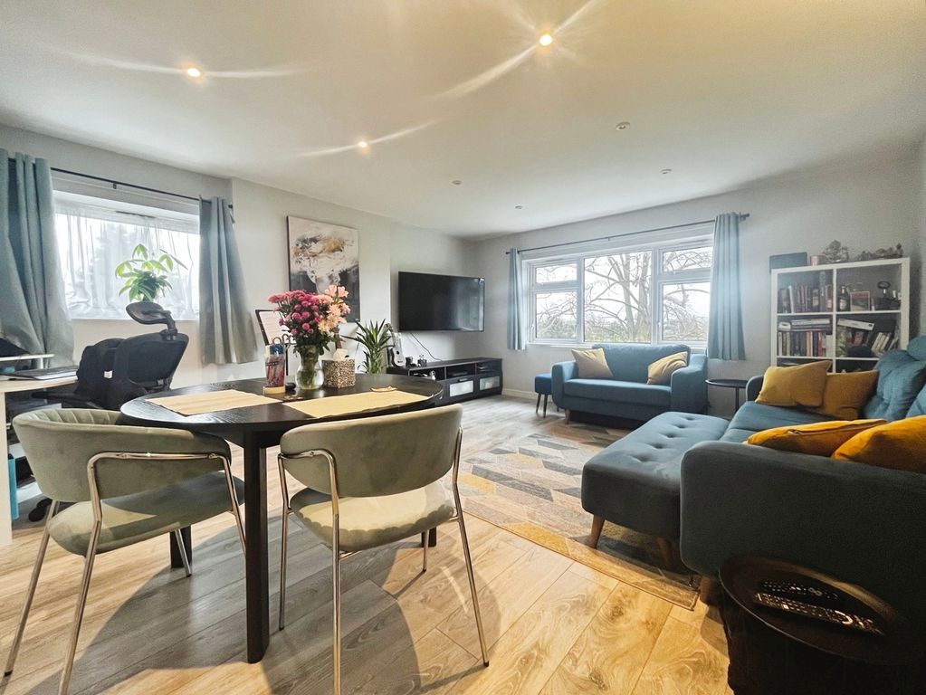 Property photo 1 of 13 Pbox-Img.Jpg