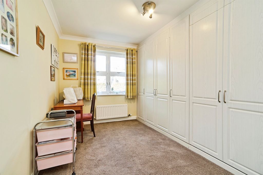 Additional image 9 of 2 bed flat for saleSalters Garden, Pudsey LS28