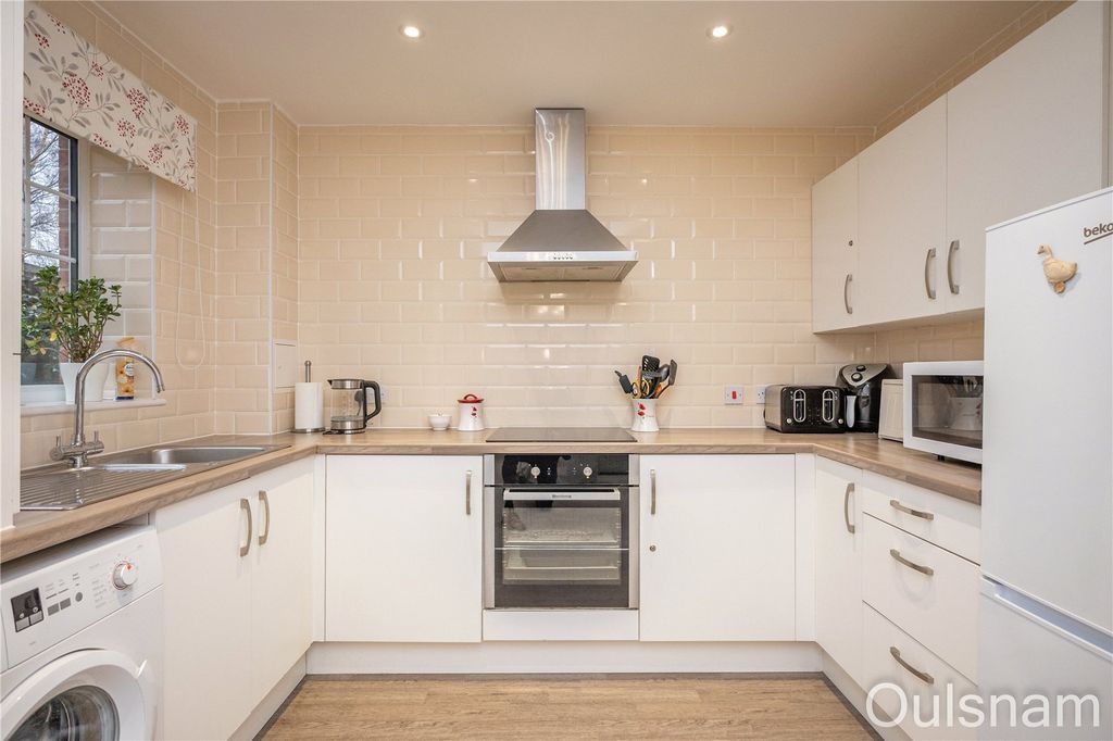 Property photo 3 of 10 Picture No. 06