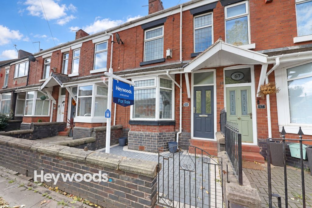 Property photo 1 of 33