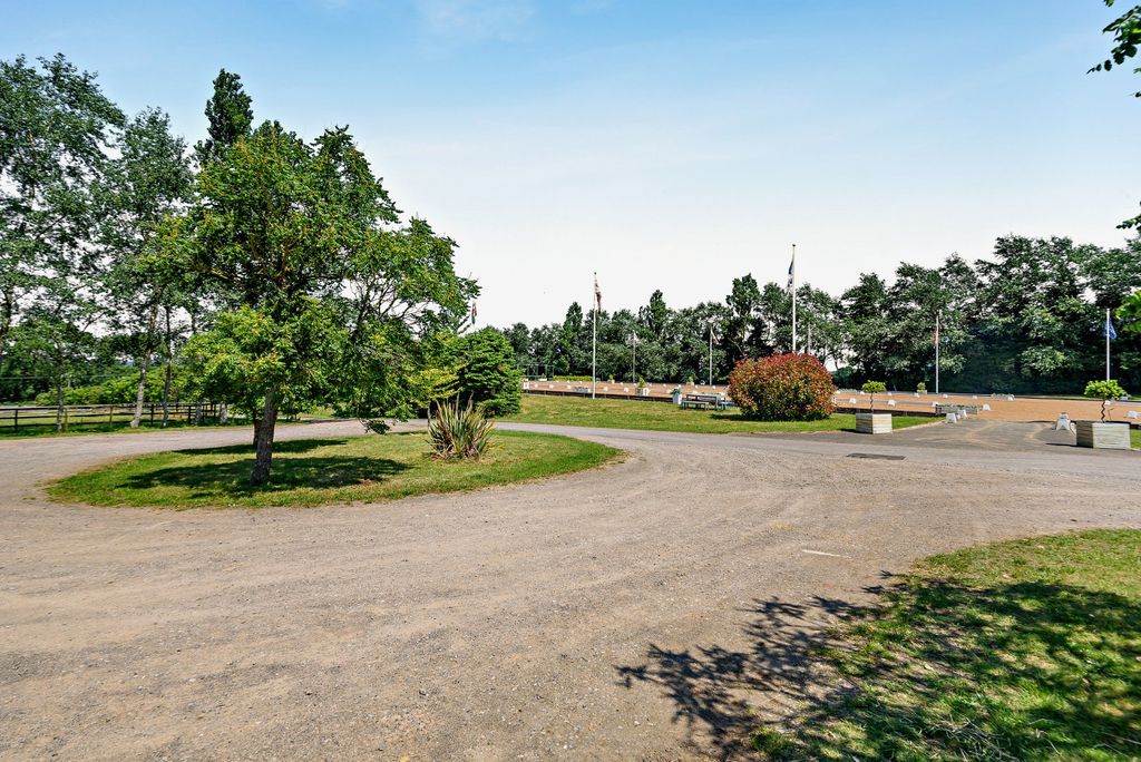 Additional image 19 of 5 bed equestrian for saleChurt Road, Churt, Farnham, Surrey GU10
