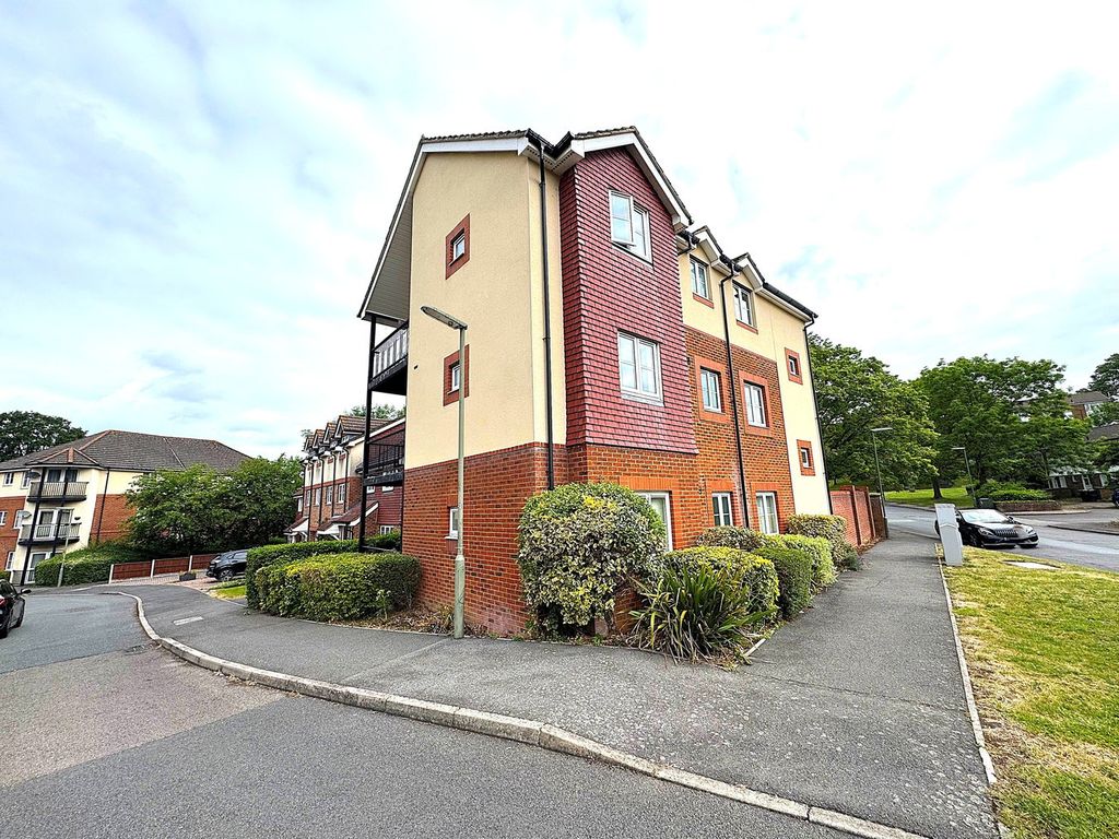 Property photo 1 of 13