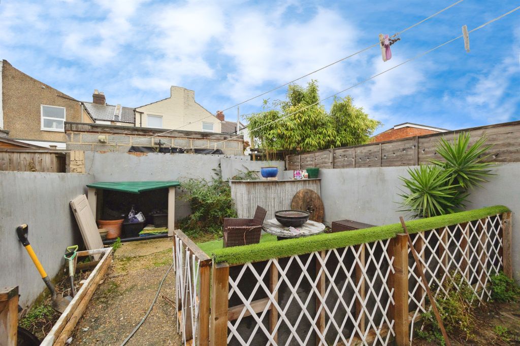 Property photo 3 of 17