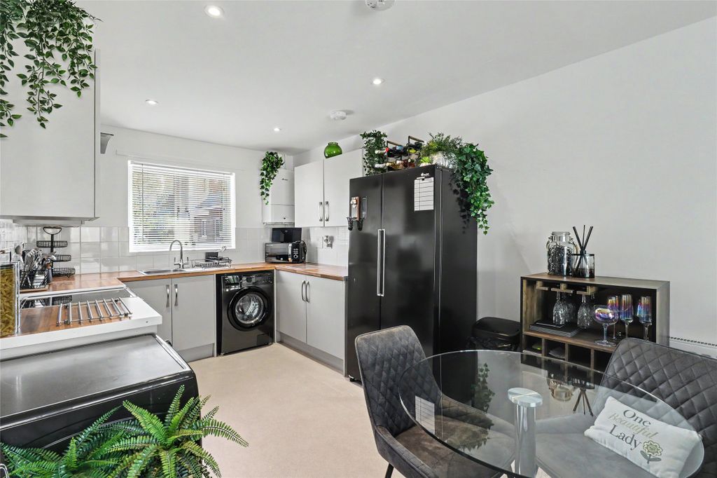 Property photo 3 of 15 3 - Picture No. 06