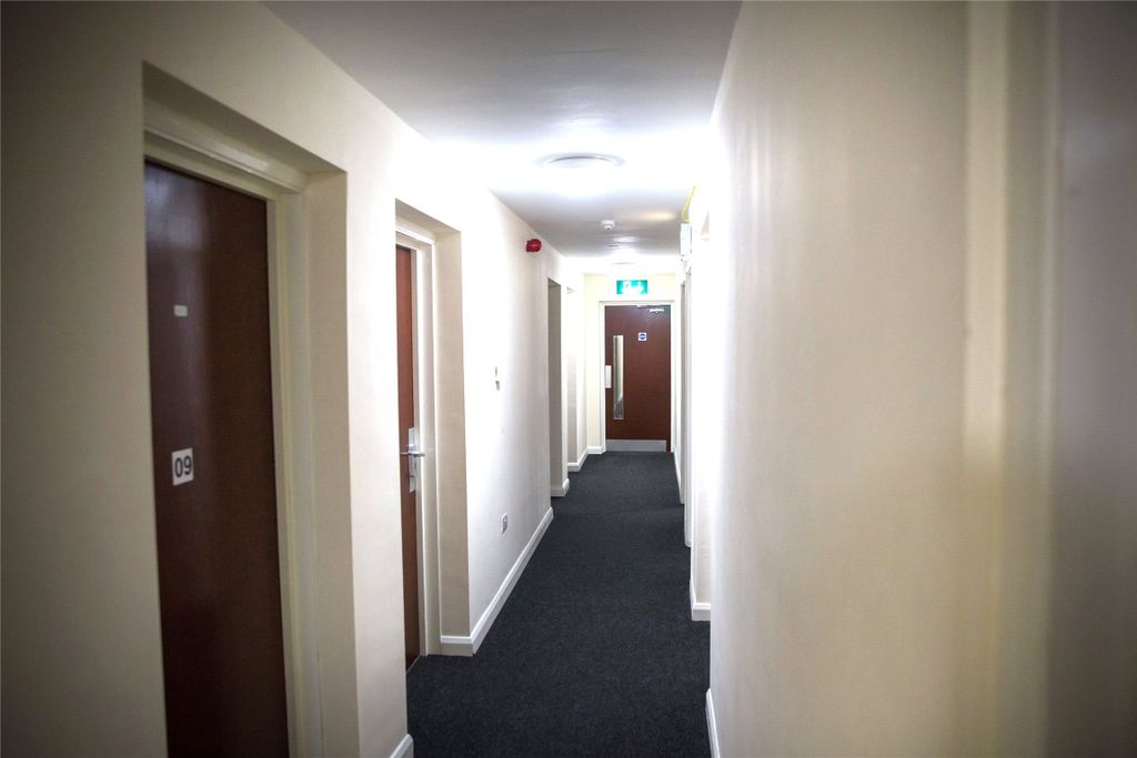 Property photo 3 of 6 Picture No. 06