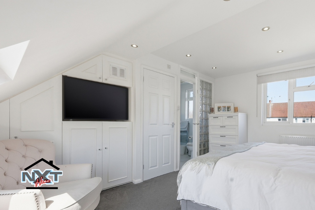 Property photo 3 of 42 Photo 3