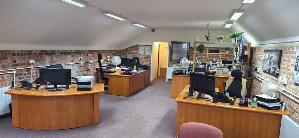 Property photo 3 of 3 Photo 4