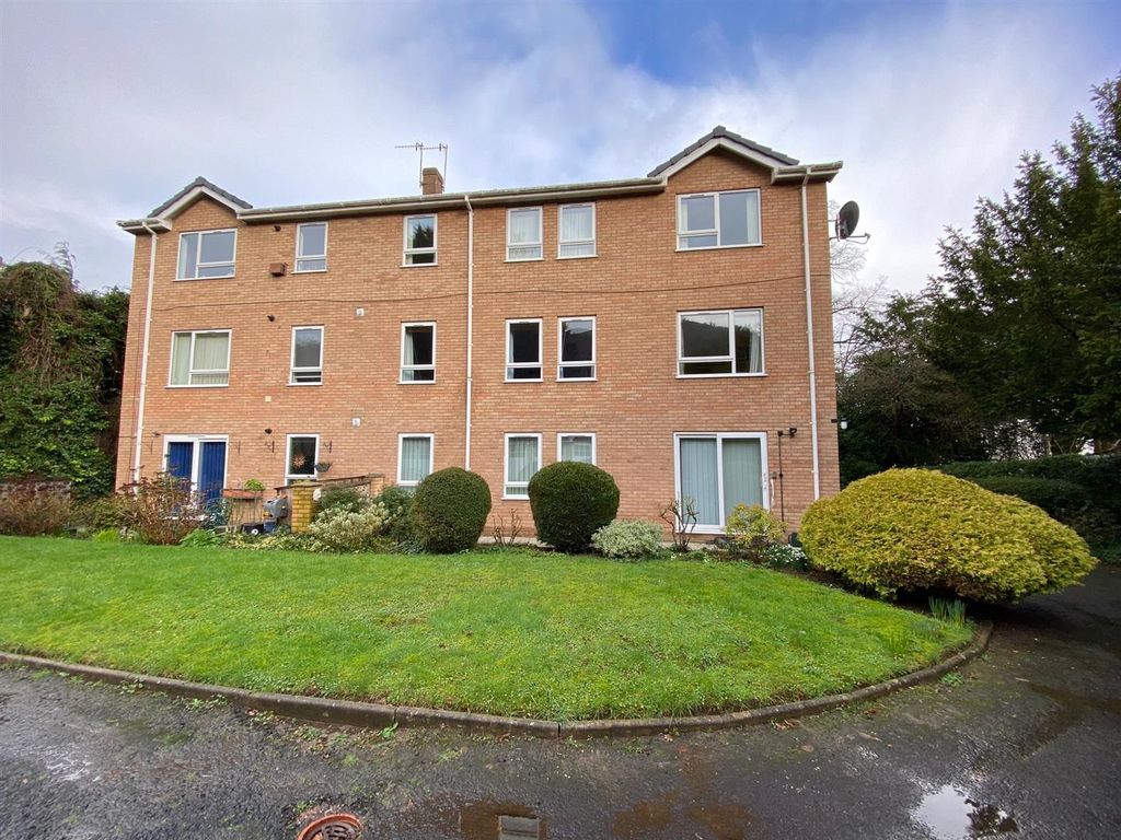 Property photo 1 of 15 Rear Aspect.Jpg