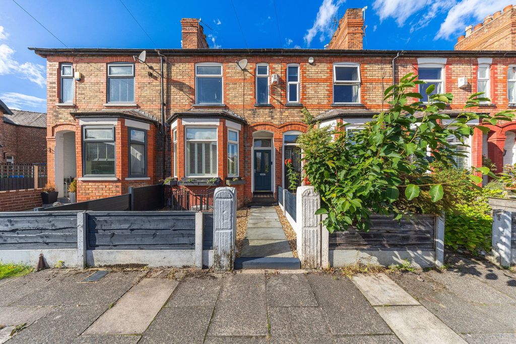 Property photo 1 of 24