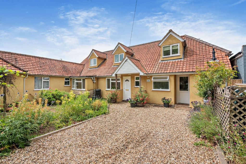 Property photo 1 of 25 Picture No. 06