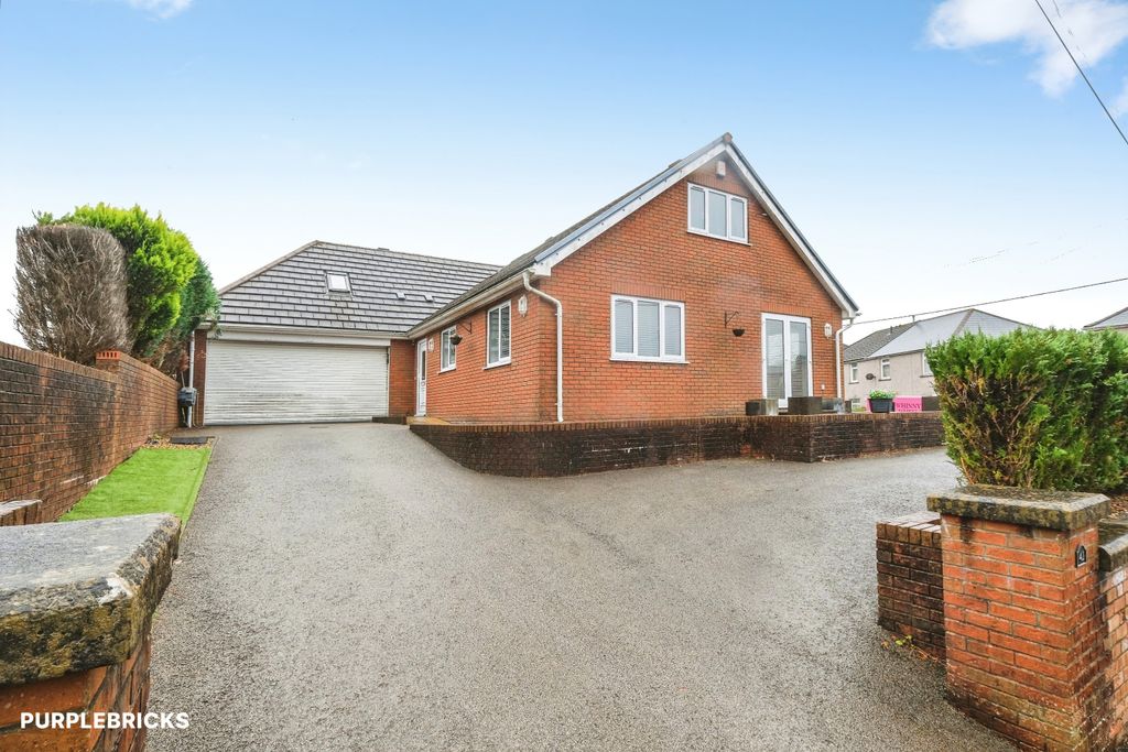 Property photo 1 of 35