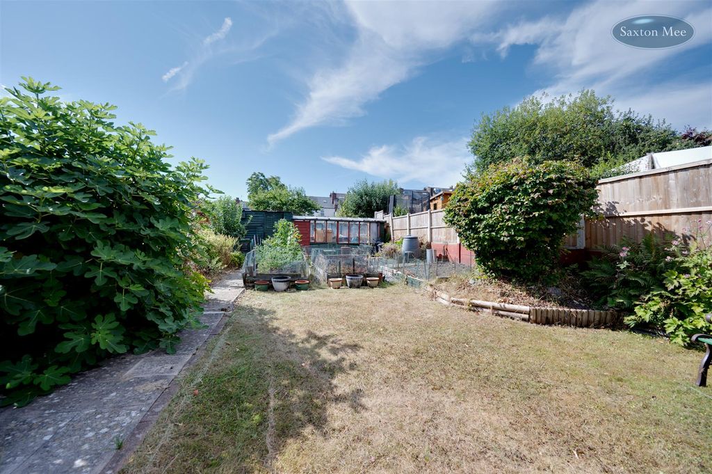 Property photo 3 of 21 Z61_8474-Edit.Jpg
