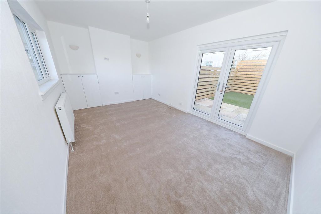 Property photo 2 of 25 B