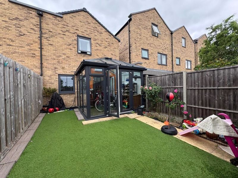 Property photo 2 of 15 Photo 4