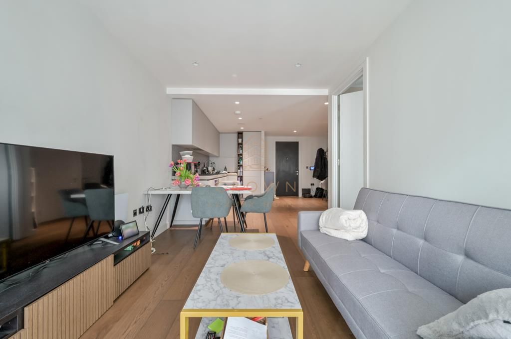 Property photo 3 of 18 Cutter Lane 2, 504-15.Jpg