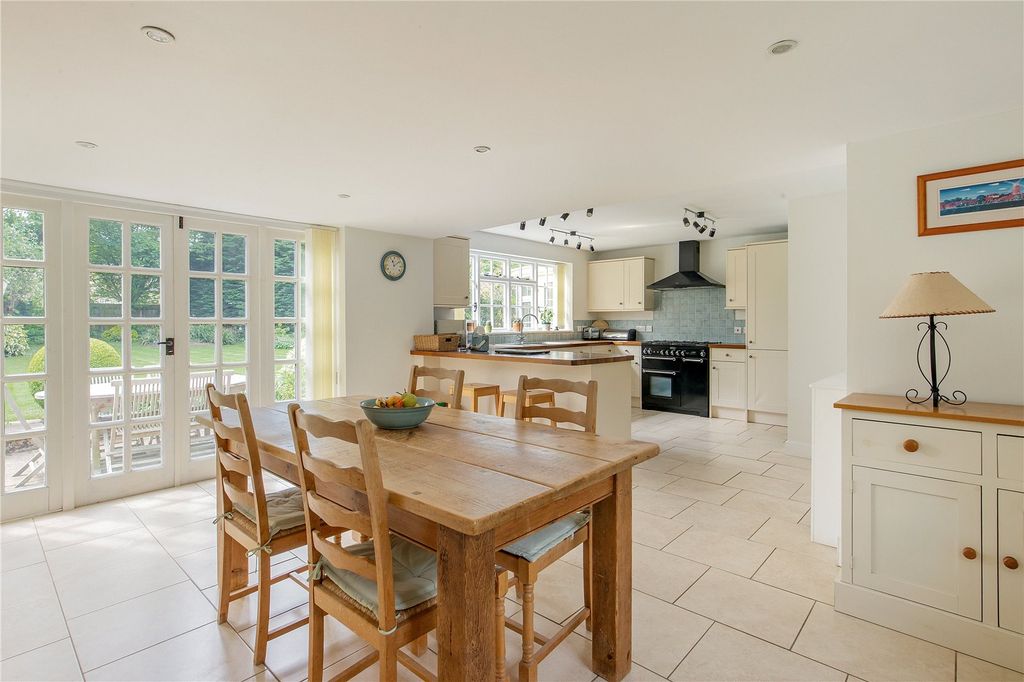 Property photo 2 of 18 Dining Room