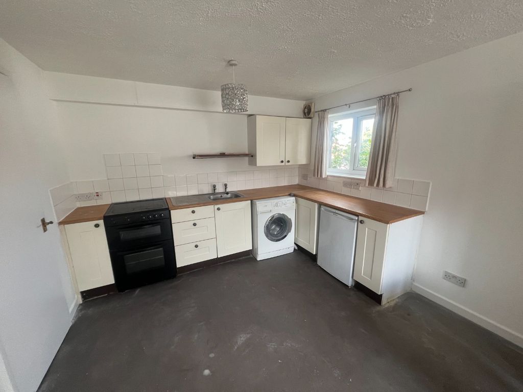 Property photo 2 of 7 5129121