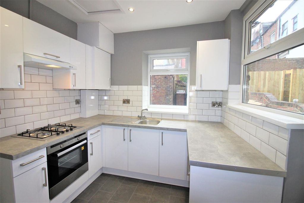 Property photo 2 of 14 2 - .Jpg