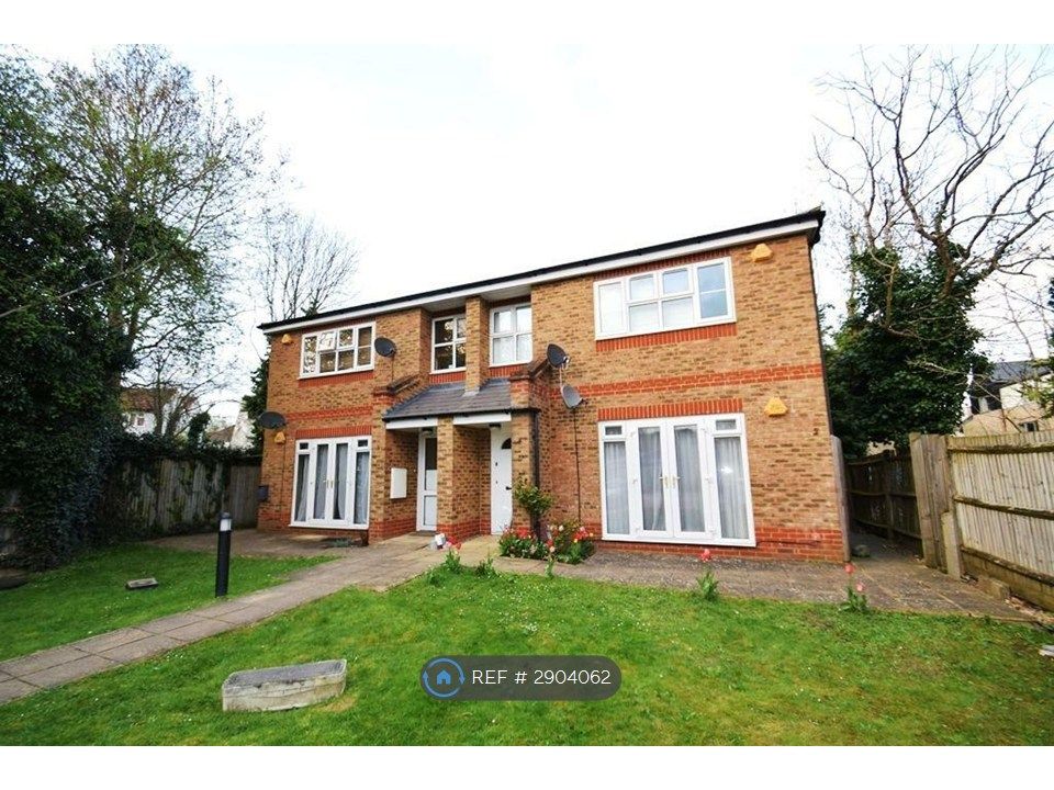 Property photo 1 of 10 Front