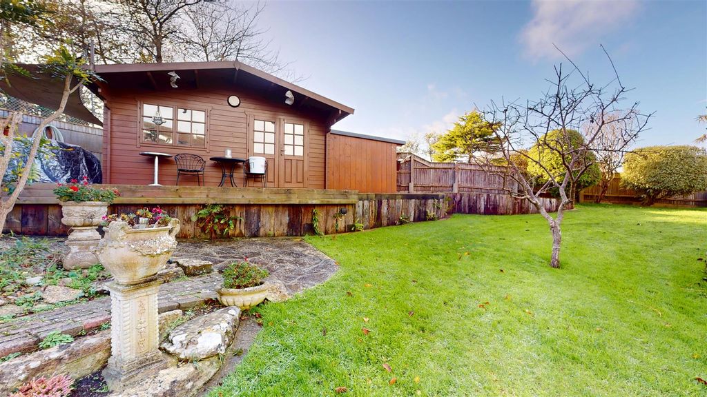 Property photo 3 of 37 12012025_105344.Jpg