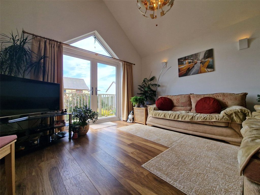 Property photo 3 of 25 Picture No. 24