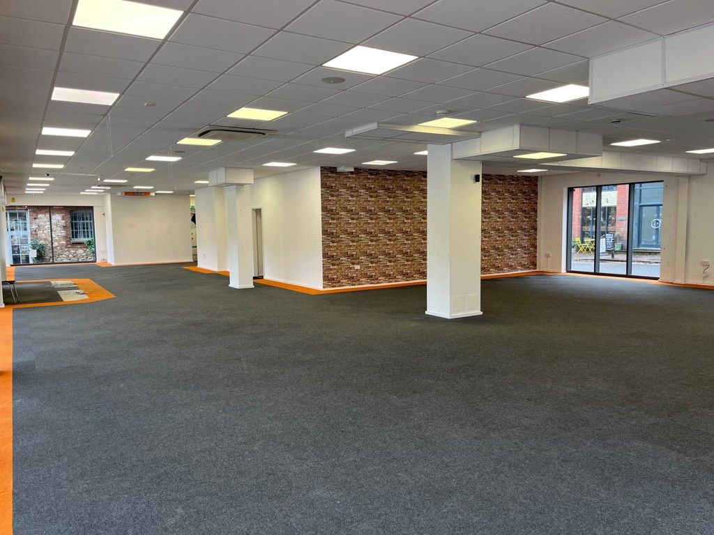 Property photo 3 of 9 Photo 13