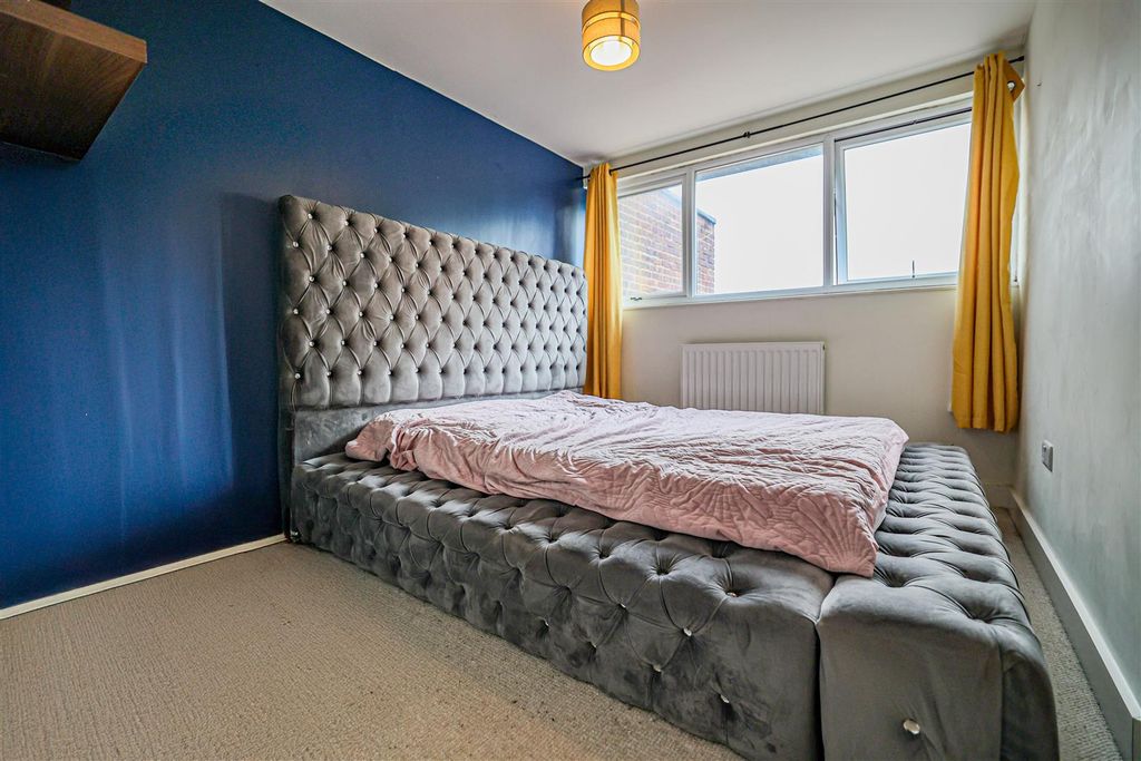 Property photo 3 of 26 980A1754.Jpg