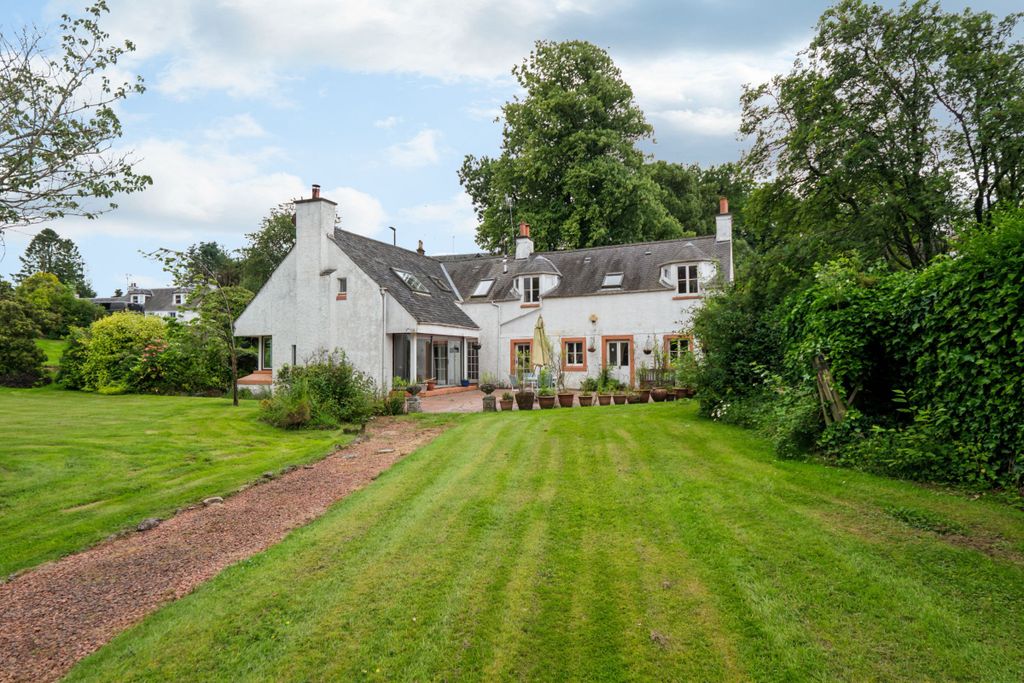Property photo 1 of 62