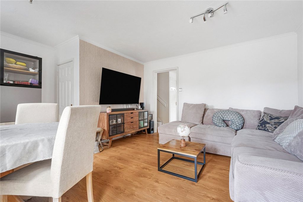 Property photo 3 of 17 Picture No. 19