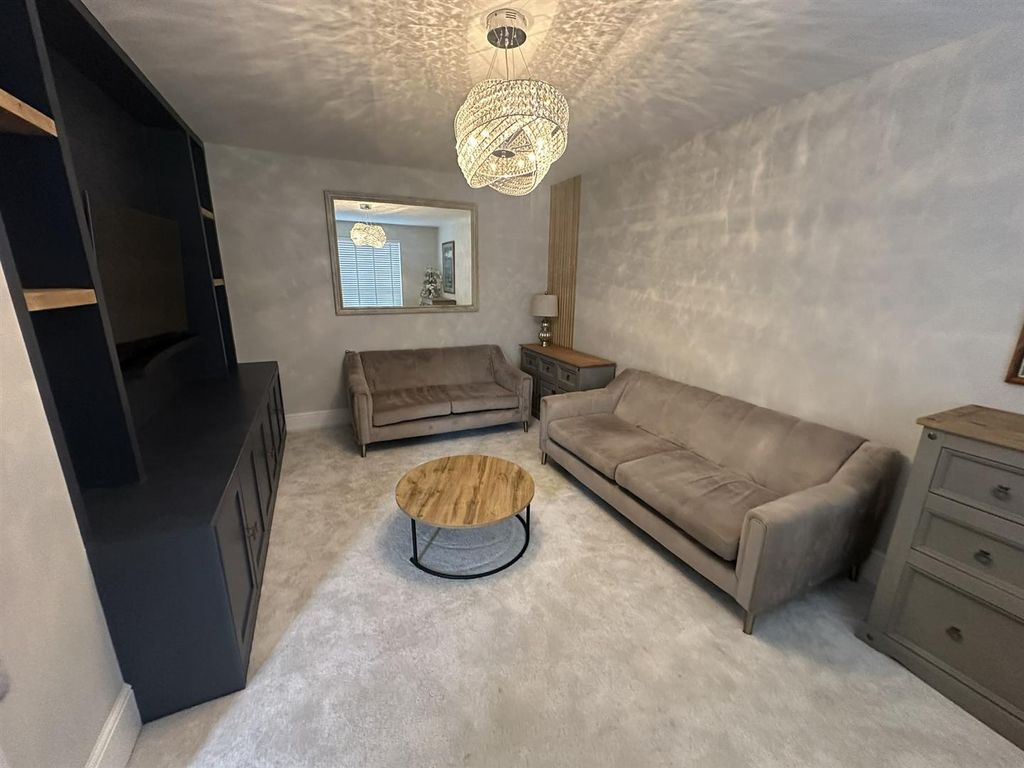 Property photo 3 of 12 Img_4496.Jpeg