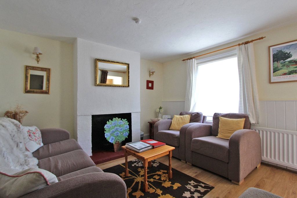 Property photo 3 of 20 Picture 3