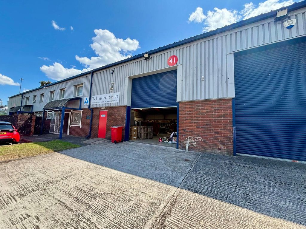 Property photo 3 of 7 41 Portmanmoor 01.Jpg