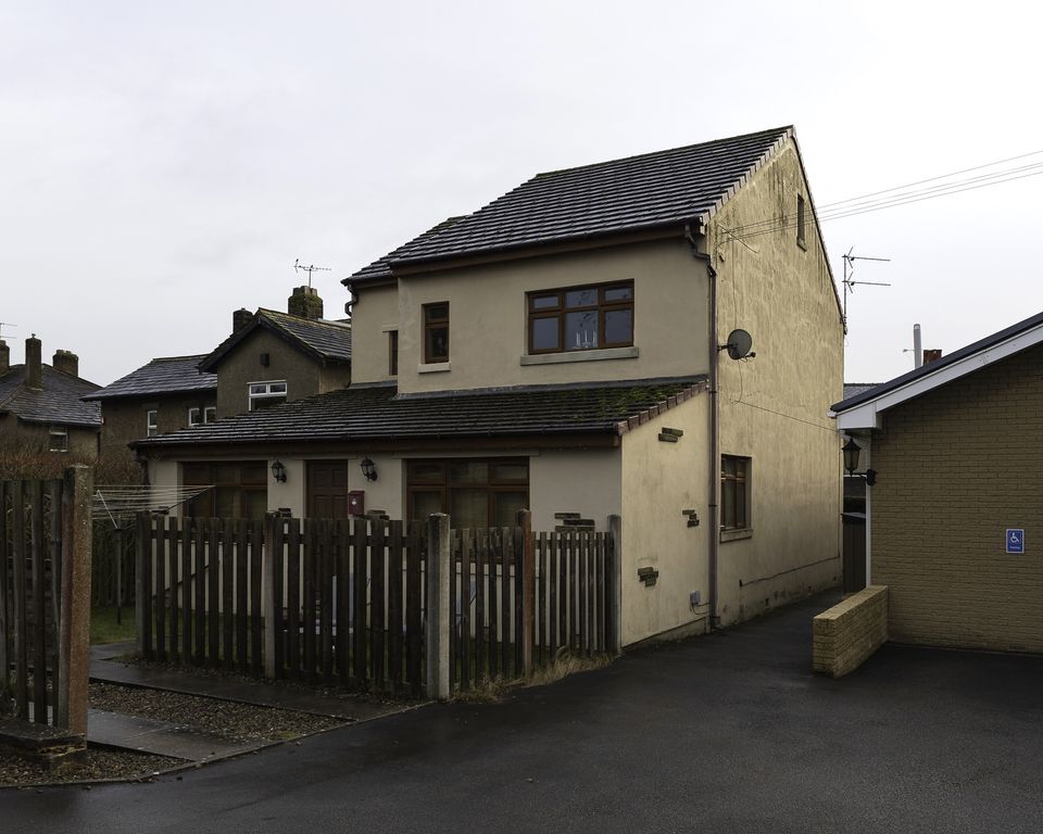 Property photo 1 of 30