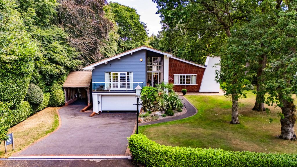 Property photo 1 of 47