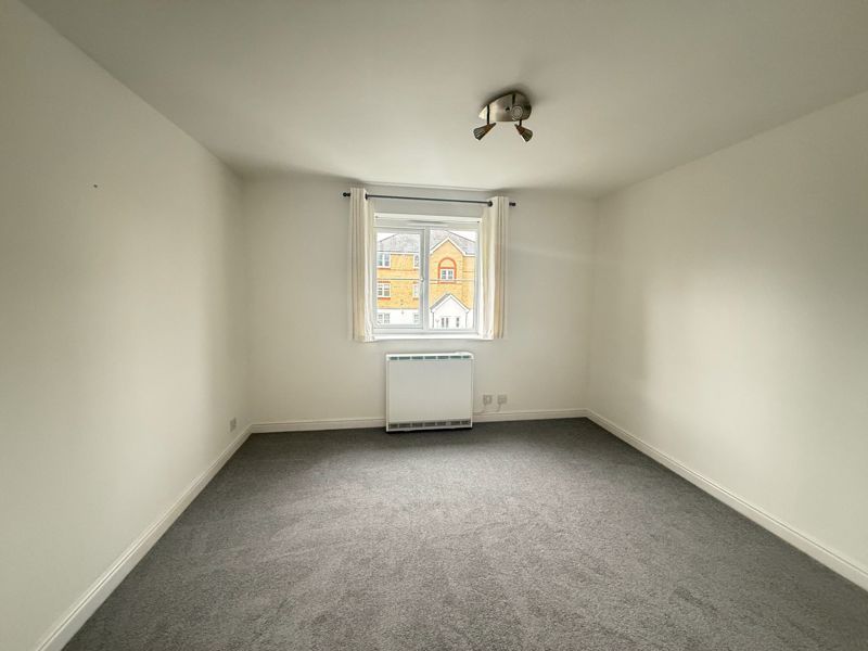 Property photo 2 of 11 Photo 15