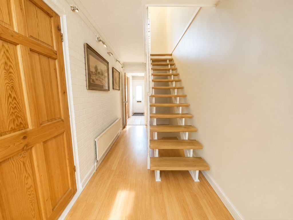 Property photo 2 of 19 Picture No. 22