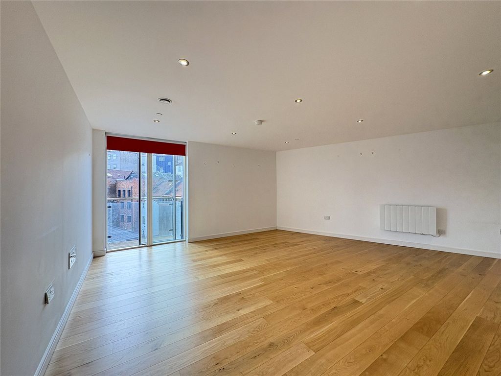 Property photo 3 of 15 Picture No. 14