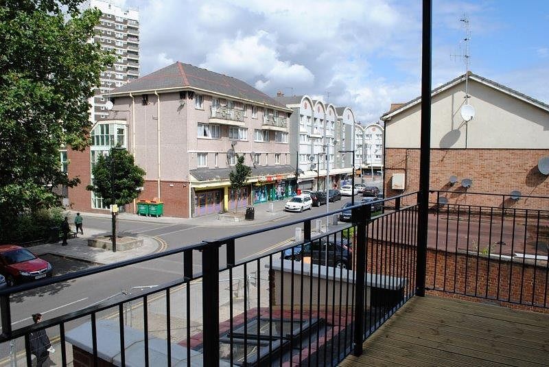 Property photo 3 of 4 3