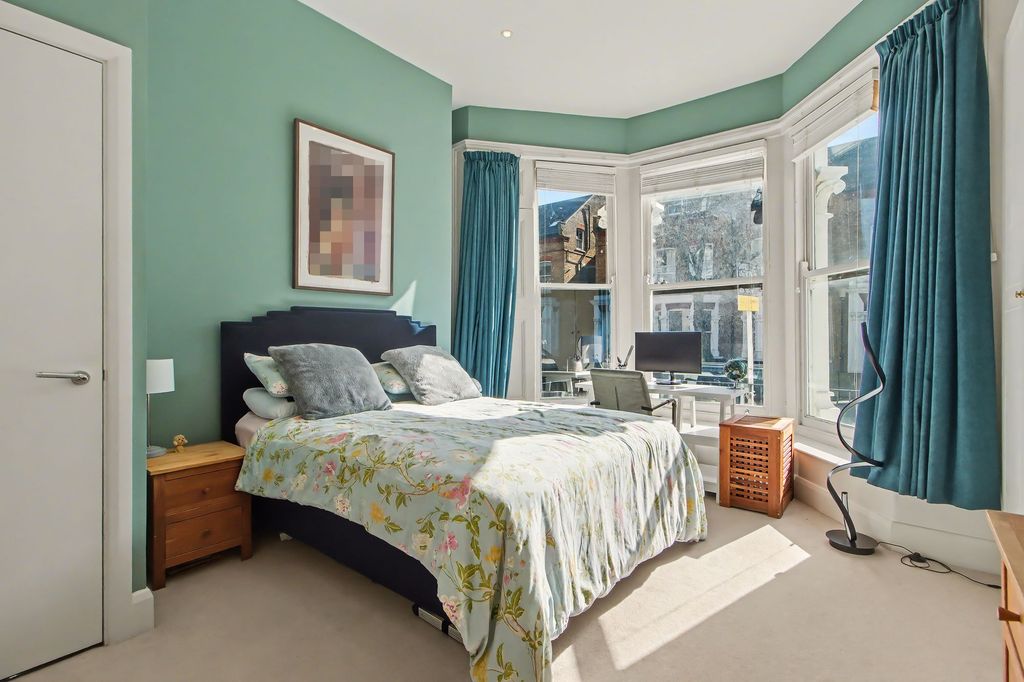 Property photo 3 of 14