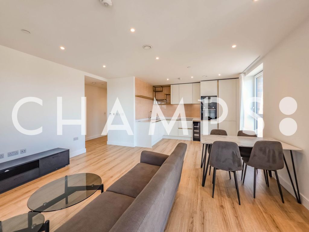 Property photo 1 of 7 2 Bed Flat To Rent Quay Walk, Wembley Ha0