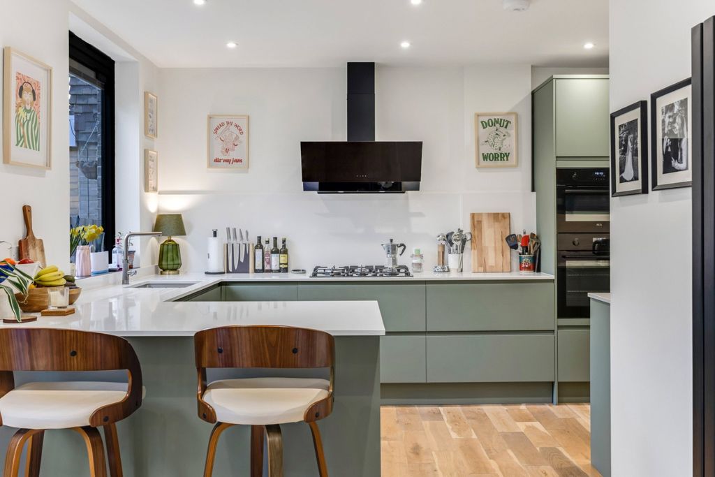 Property photo 3 of 14 Picture No. 09