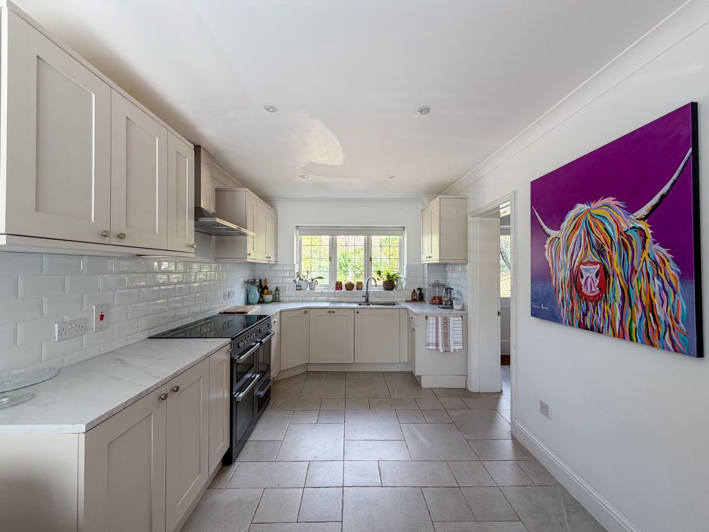 Property photo 2 of 49 Img_1661