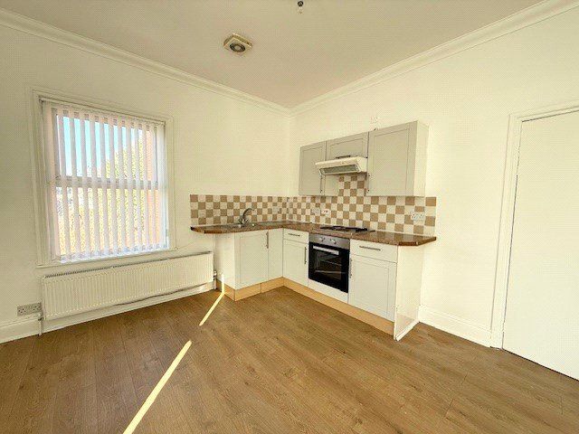 Property photo 3 of 9 Picture No. 06