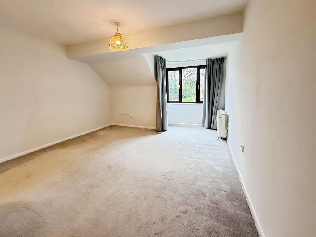 Property photo 3 of 7