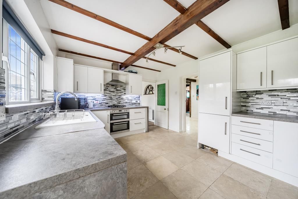 Property photo 2 of 23 Kitchen