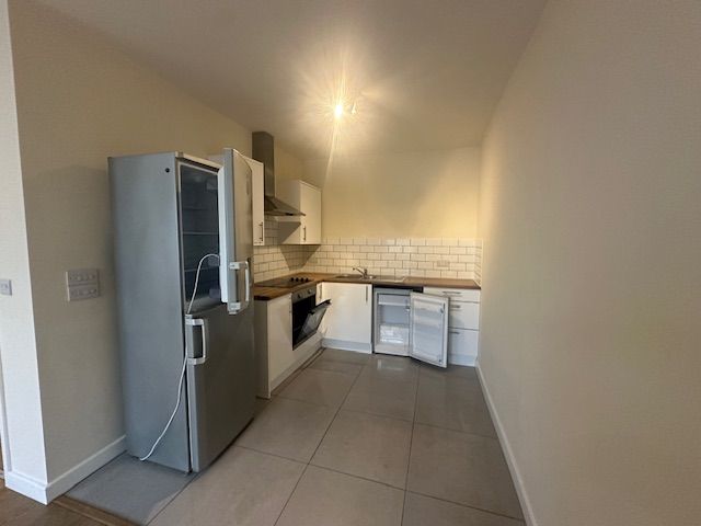 Property photo 2 of 12 Image