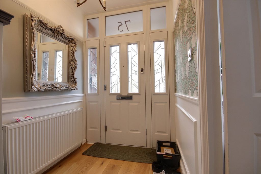 Property photo 3 of 34 Picture No. 93